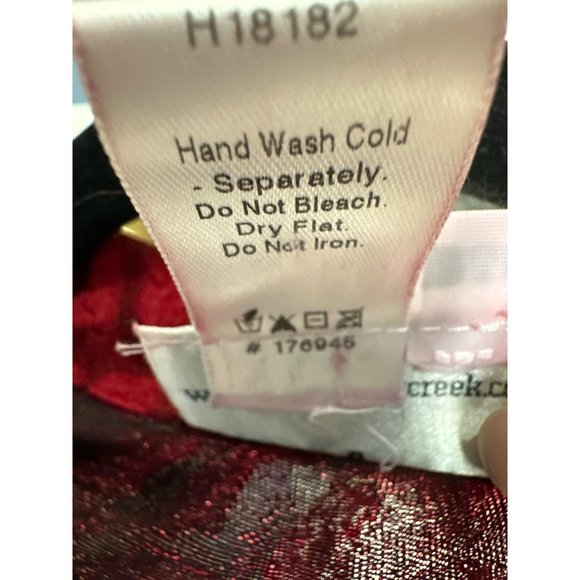 Coldwater Creek size M red textured 4 button top - Picture 5 of 6